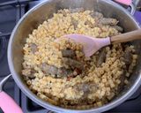 Foto del passaggio 4 della ricetta Pasta Mbakbaka con salsiccia