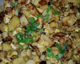 Foto del paso 5 de la receta: Revuelto gramajo 🥔🥔🥚🥚👩‍🍳👩‍🍳