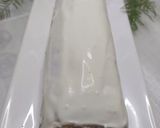 Foto del paso 4 de la receta: Arrollado Con Crema De Queso Y Frutos Rojos / Postre Tronco Navideño De Verano