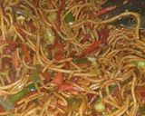 A picture of step 4 of Veg noodles.
