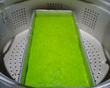 Foto langkah ke 3 dari resep Brownis kukus pandan.