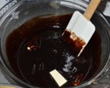 Foto del paso 2 de la receta: Bizcocho de remolacha y chocolate sobre culis de frambuesas