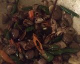 Foto langkah ke 3 dari resep Oseng Jantung Ayam Cabe Ijo.