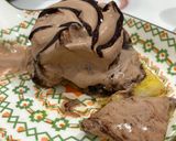 Foto langkah ke 4 dari resep Roti Panggang Ice Cream Cokelat Sat-Set Ala Cafe.