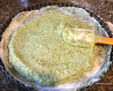 Foto del paso 5 de la receta: Cocina para principiantes: Tarta de brócoli y queso con masa de espinaca