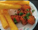 A picture of step 3 of Gralic potatoes with fryms. (lasaniya aloo & fryums).