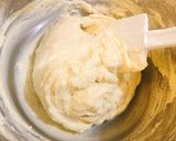 A picture of step 7 of Lemon pound cake.