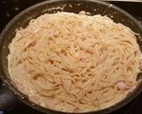 Tejszínes-krémsajtos spagetti recept fázis 3 fotója