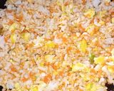 Foto langkah ke 4 dari resep Nasi Goreng Serat Jingga.