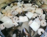 Foto del paso 1 de la receta: Paella de marisco