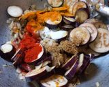 A picture of step 3 of Masaledar brinjal bhaji.