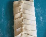 Foto langkah ke 4 dari resep Chocolate Banana Braid.