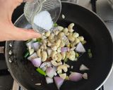 A picture of step 6 of Methi Matar Malai (New Version).