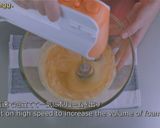A picture of step 5 of Swiss Roll (Cake Roll).