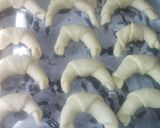 Foto del paso 4 de la receta: Medialunas de manteca