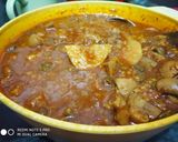 A picture of step 4 of Aloo Choliya with mushrooms.