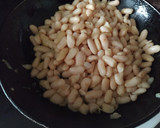 Foto del paso 2 de la receta: Judías blancas con panceta y allioli