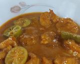 A picture of step 4 of Prawns gravy.