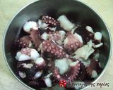 A picture of step 3 of Baked Octopus with Potatoes.