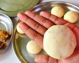सूजी काकरा पीठा (suji kakara pitha recipe in Hindi) रेसिपी चरण 9 फोटो
