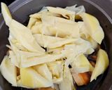 A picture of step 4 of Braised Pork Belly with Bamboo Shoots.
