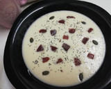 Foto del paso 4 de la receta: Crema de melón con jamón ibérico y semillas