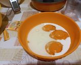 Foto del passaggio 2 della ricetta Ciambella salata al cucchiaio Mediterranea