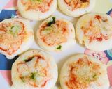 A picture of step 4 of Masala idli.
