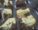 Foto langkah ke 4 dari resep Marble Cake Anti Ribet.