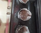 A picture of step 4 of Choco-lava Cake.