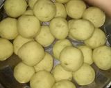 Foto langkah ke 2 dari resep Bola Bola Ketela Kenyal.