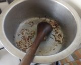 A picture of step 3 of Kienyeji kuku curry.