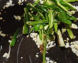 A picture of step 5 of Chicken dry chilli.