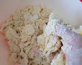 A picture of step 2 of Donut Kentang (Potato donuts).