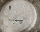 A picture of step 1 of Barley Rawa Idli.