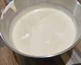 Foto langkah ke 2 dari resep Bolu Ketan Hitam Keju Lumer.
