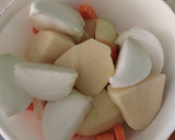 Foto del paso 1 de la receta: Sopa de pollo