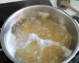 Foto del paso 1 de la receta: Espagueti carbonara sin nata