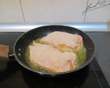 Foto del paso 2 de la receta: Lomo encinta (con Pasas)