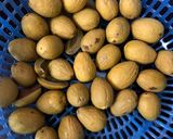 Hình bước làm 1 của món Trám xanh ngâm mắm tỏi