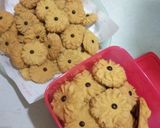Foto langkah ke 7 dari resep Kue semprit susu.