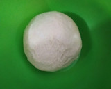 Foto langkah ke 3 dari resep Korean Garlic Cheese Bread.