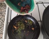 Foto del paso 4 de la receta: Fusilli con pesto de albahaca, tomates secos y champis