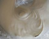 Foto langkah ke 5 dari resep Cinnamon Rolls with cream cheese glazing.