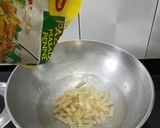 A picture of step 2 of Soupy Penne pasta.