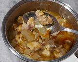 Foto langkah ke 4 dari resep Sup Bengkoang Ayam Kuah Bening.