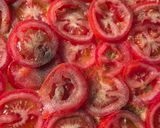 Une image de l'étape 1 de Tarte fine feuilletée aux tomates et feuilles de brick croustillantes 😃.