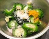 A picture of step 2 of Healthy Karela Pakoda.