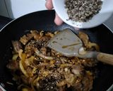 Foto langkah ke 5 dari resep Kambing lada hitam.