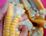 Foto langkah ke 3 dari resep Memipil Jagung Manis.